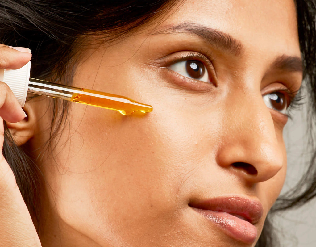 Natural vs. Synthetic Cosmetics Ingredients